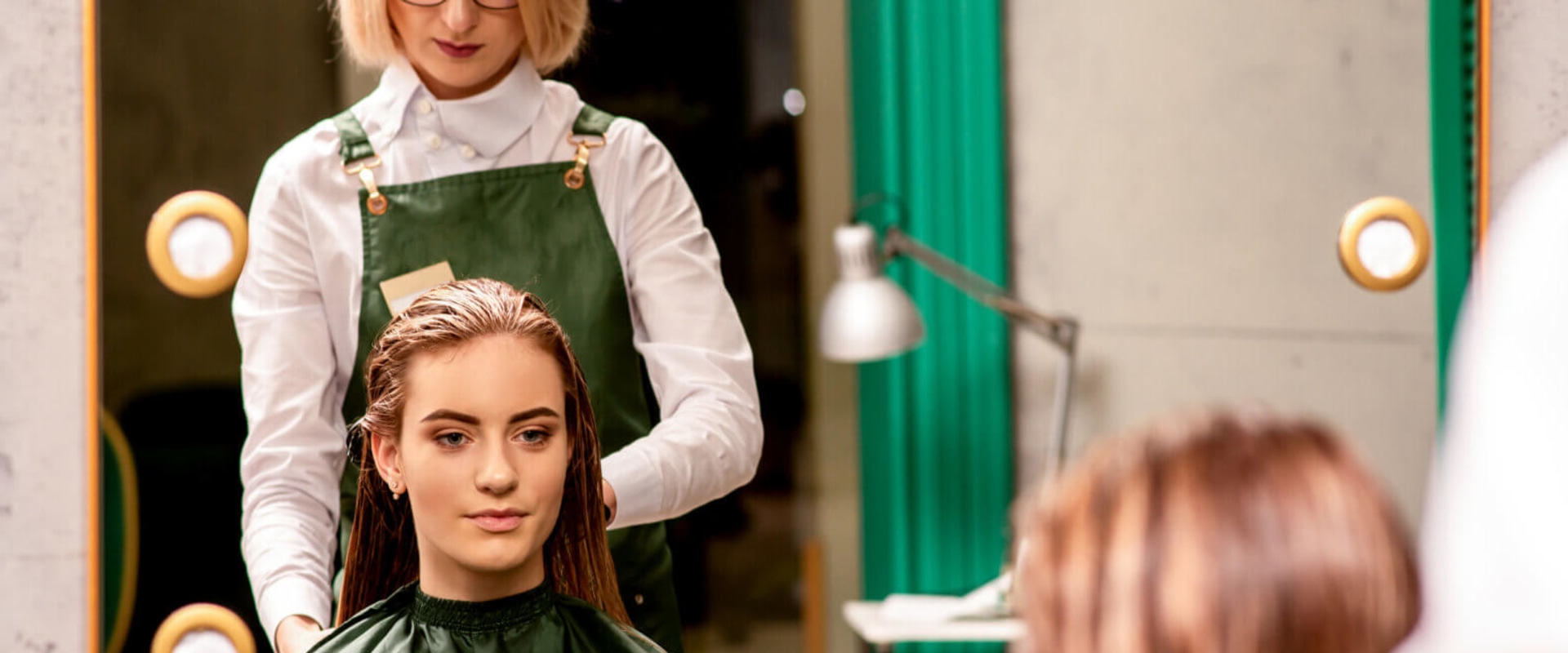 What is the difference between a hair salon and a hair studio?
