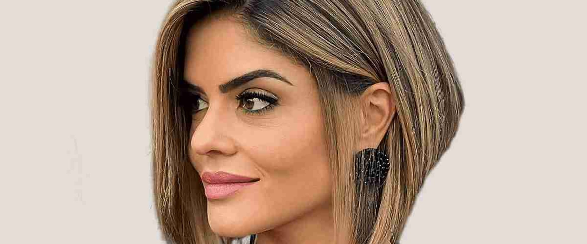 Asymmetrical Bob Haircut: A Stylish and Timeless Look